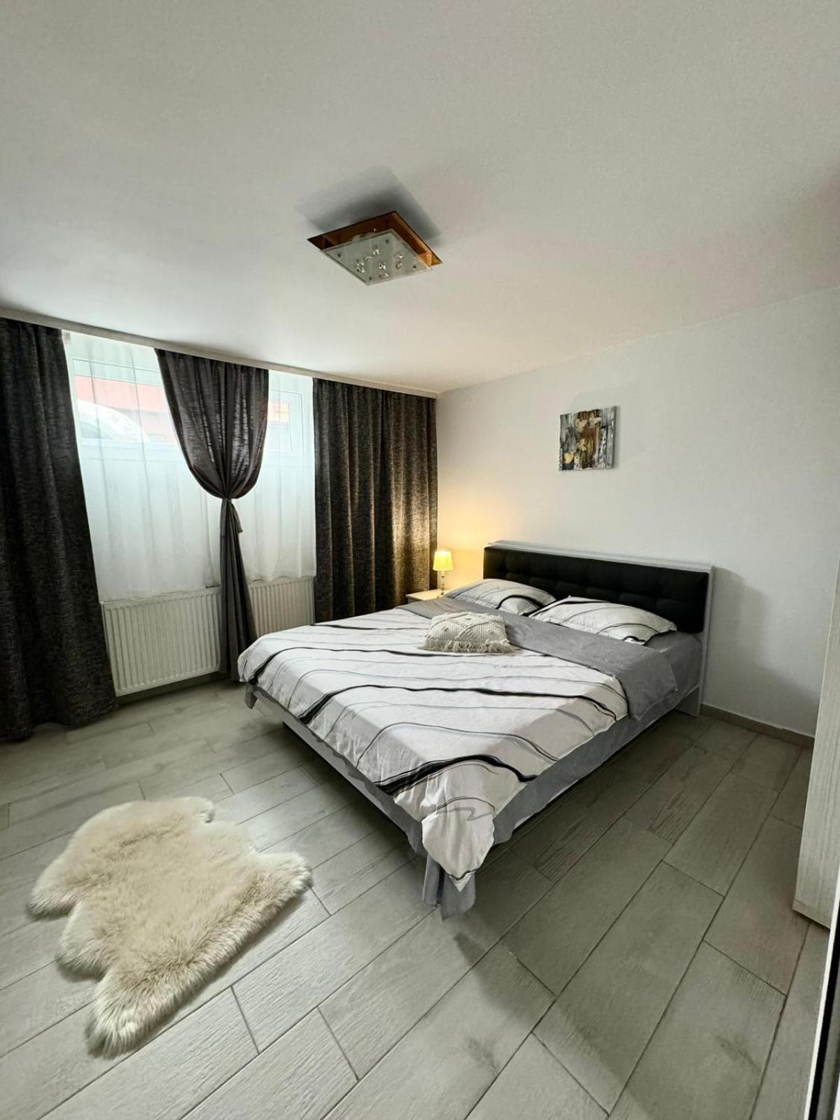 La Relax Apartment Brasov Exterior photo